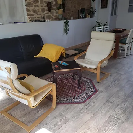 Bed & Breakfast La Maison Vanillier 3*